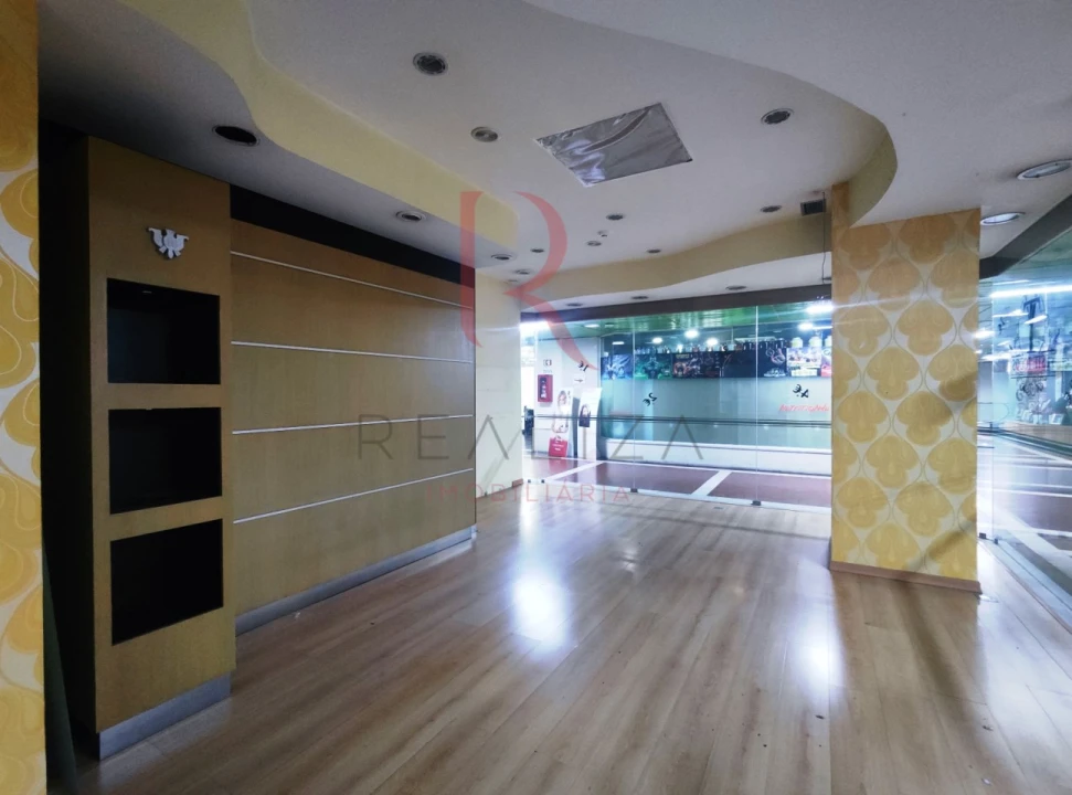 Loja para Venda em Amora Foto 10