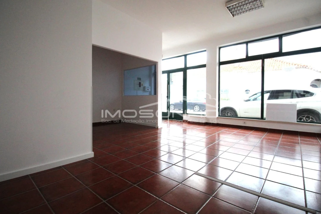 Negócio para Venda em Marinha Grande Foto 2