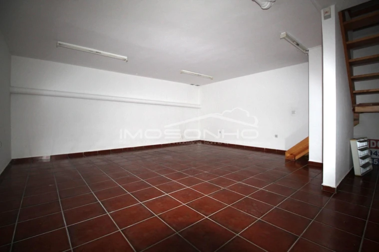 Negócio para Venda em Marinha Grande Foto 4