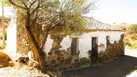 Moradia T6 para Venda em Castro Marim