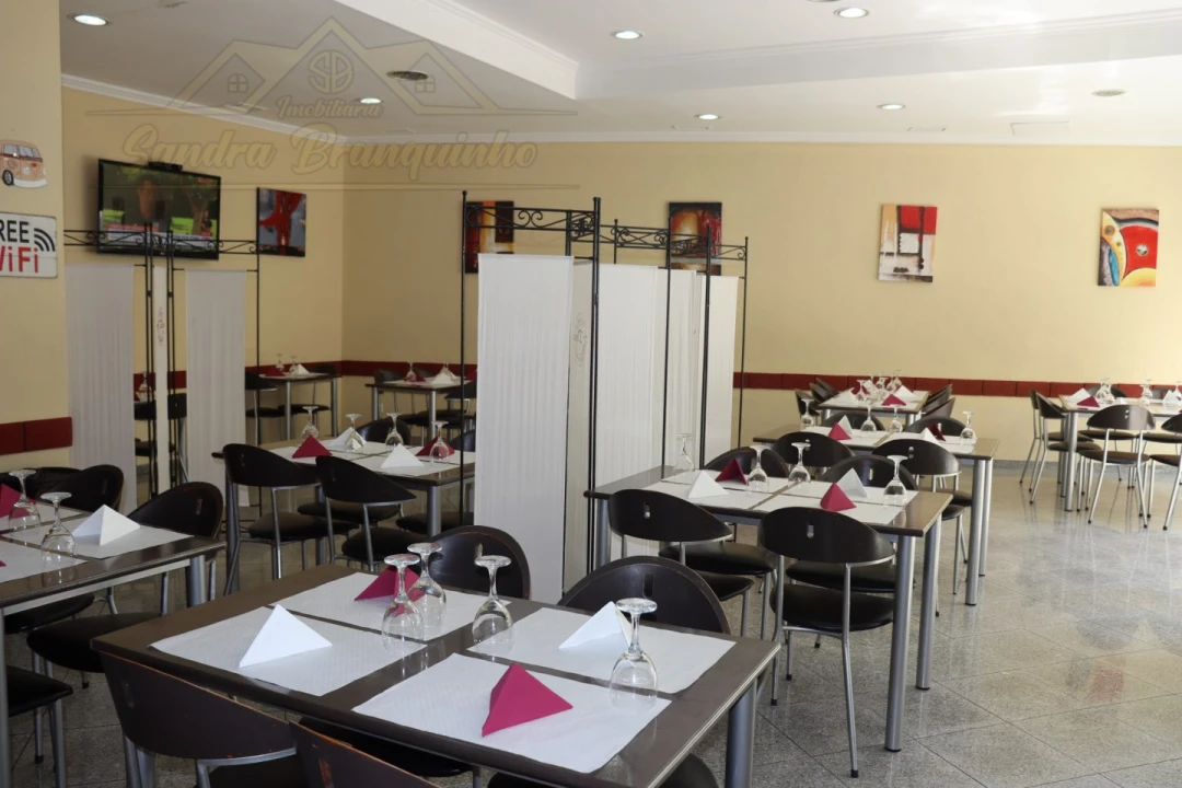 Negócio para Arrendamento em Santa Maria, São Pedro e Matacães Foto 32