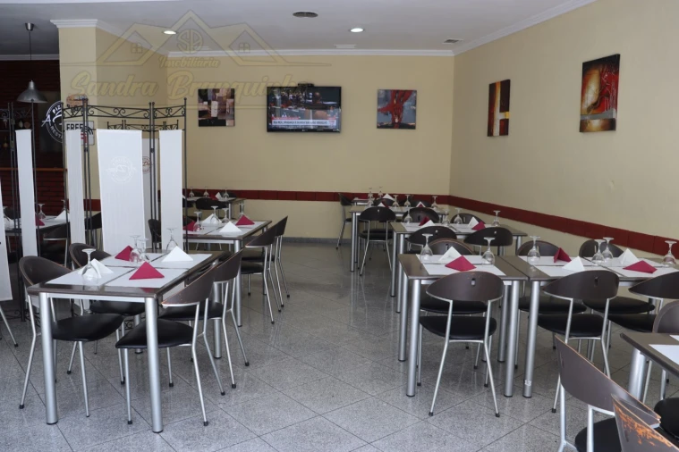 Negócio para Arrendamento em Santa Maria, São Pedro e Matacães Foto 4