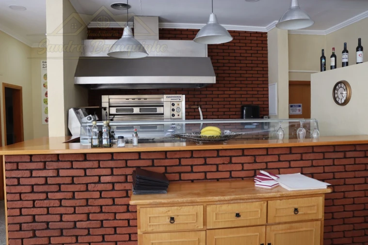 Negócio para Arrendamento em Santa Maria, São Pedro e Matacães Foto 7