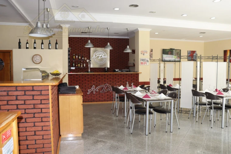 Negócio para Arrendamento em Santa Maria, São Pedro e Matacães Foto 24