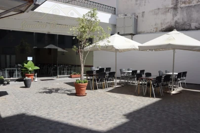Negócio para Cedência de Quotas em Santa Maria, São Pedro e Matacães