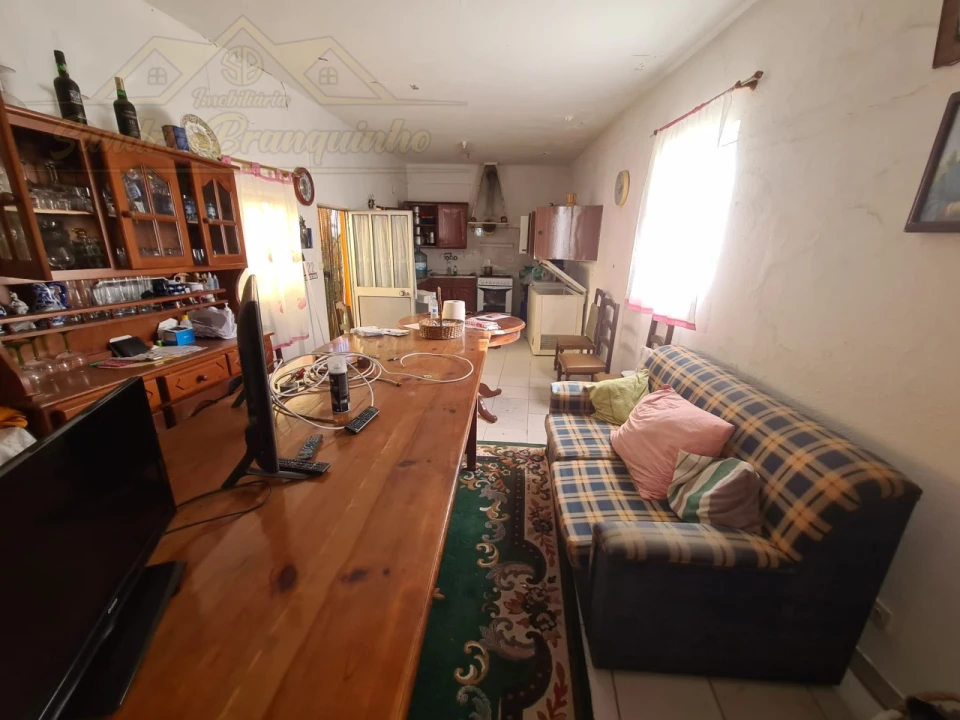 Moradia T3 para Venda em Ventosa Foto 1