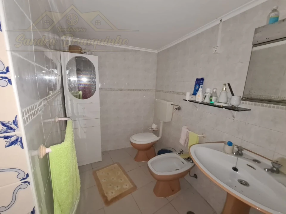 Moradia T3 para Venda em Ventosa Foto 15