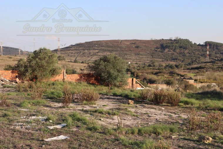 Armazém para Venda em Fanhões Foto 13