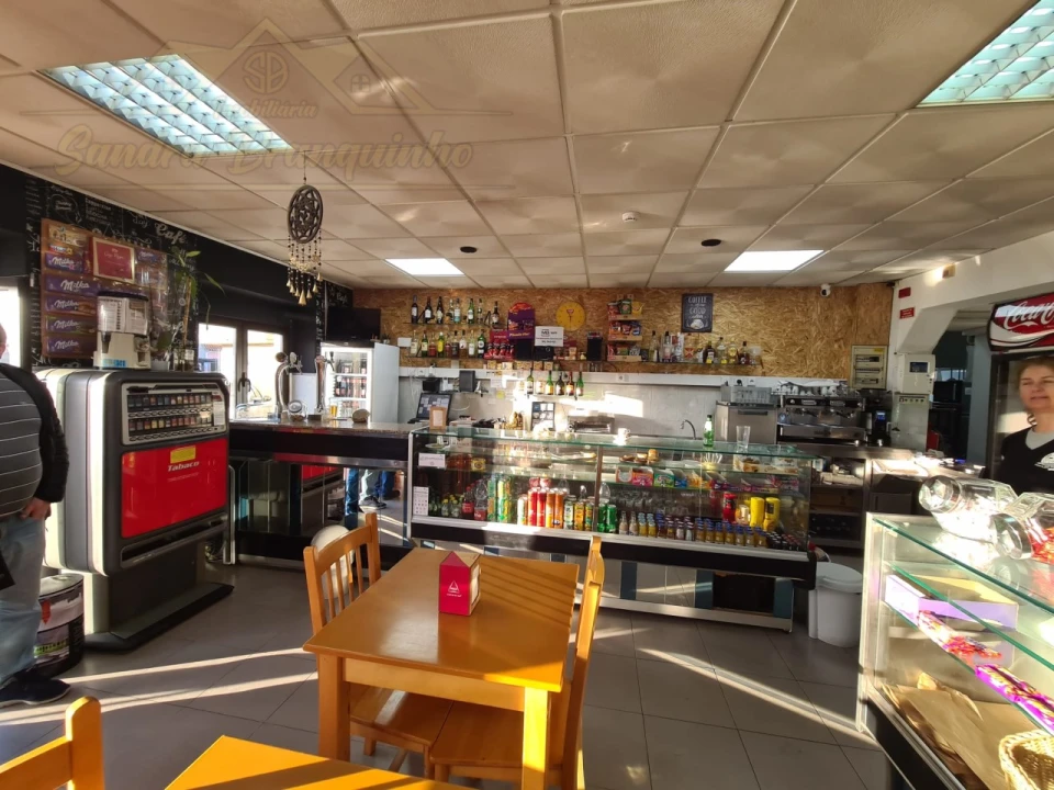 Negócio para Arrendamento em Santa Maria, São Pedro e Matacães Foto 1