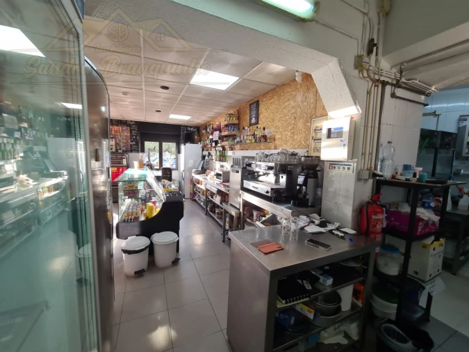 Negócio para Arrendamento em Santa Maria, São Pedro e Matacães Foto 4