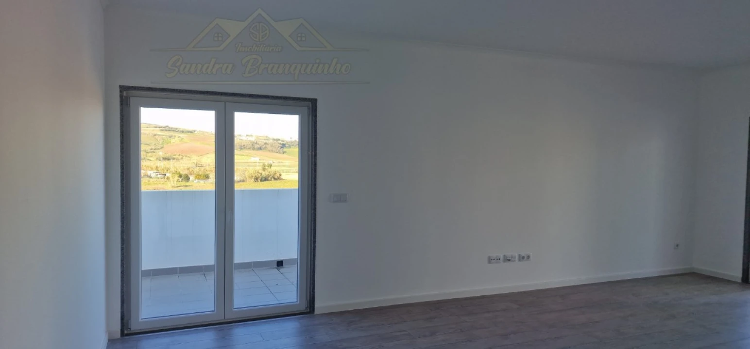 Apartamento T4 para Venda em Lourinhã e Atalaia Foto 7