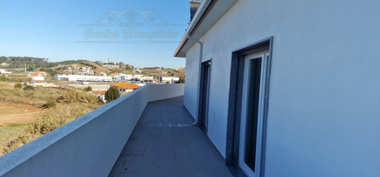 Apartamento T4 para Venda em Lourinhã e Atalaia Foto 11