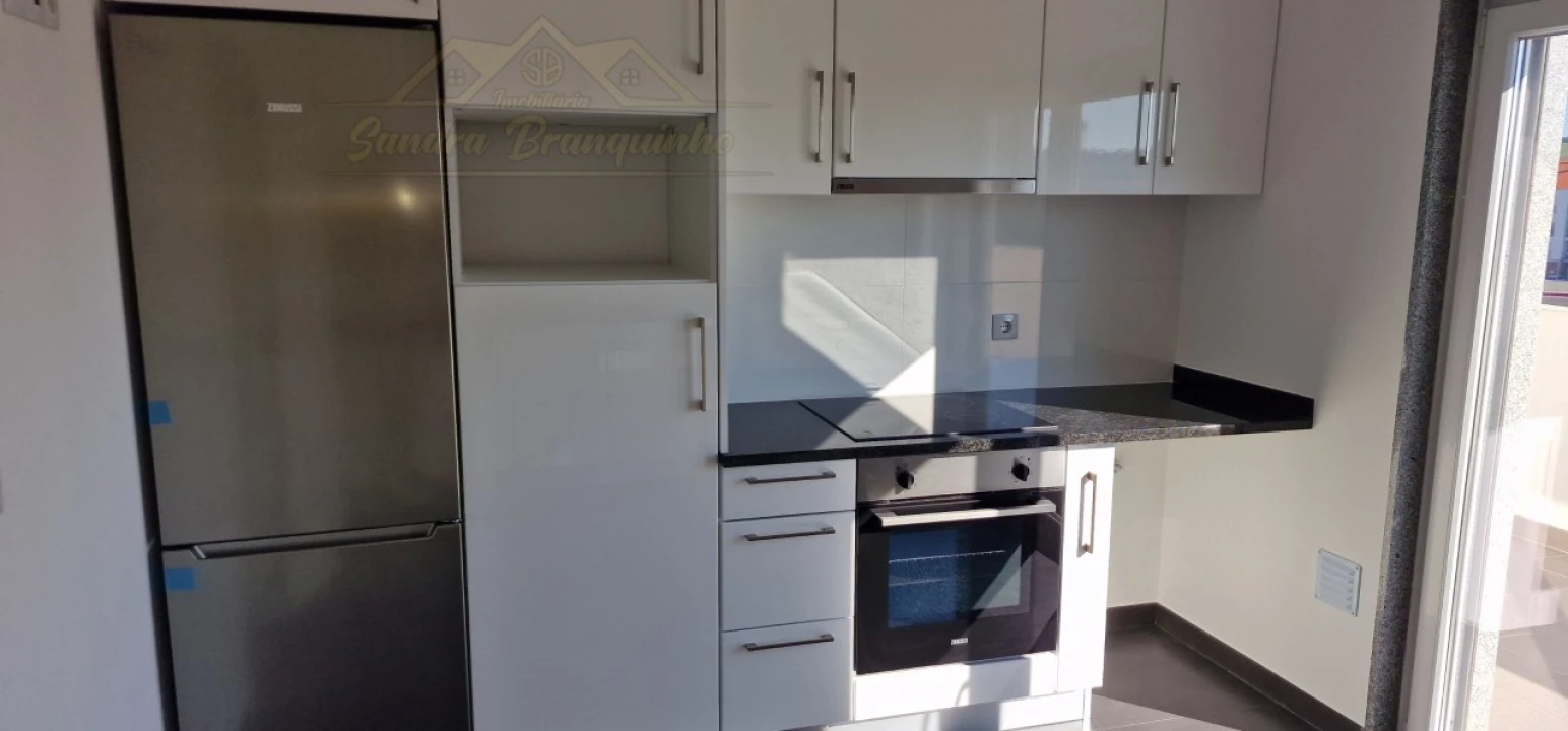 Apartamento T4 para Venda em Lourinhã e Atalaia Foto 21