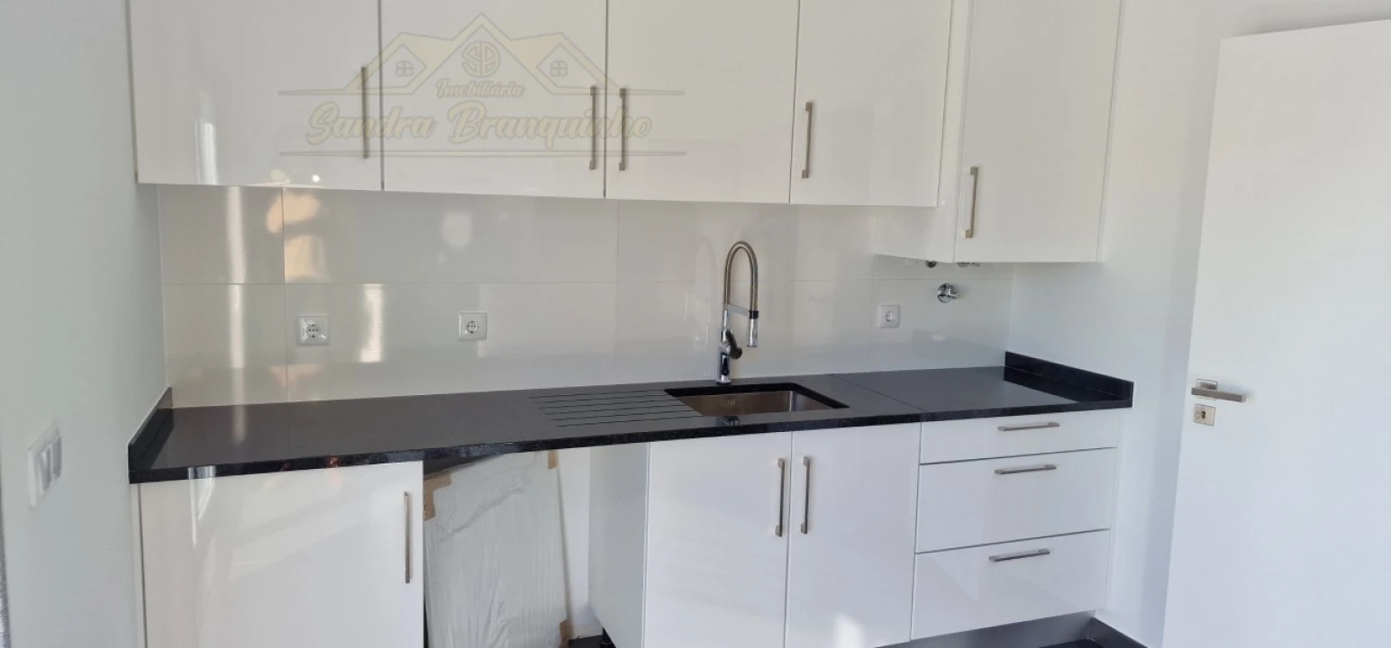 Apartamento T4 para Venda em Lourinhã e Atalaia Foto 22