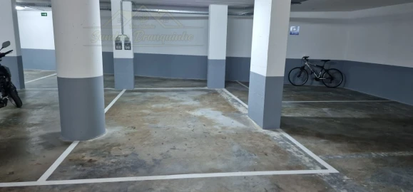 Apartamento T4 para Venda em Lourinhã e Atalaia