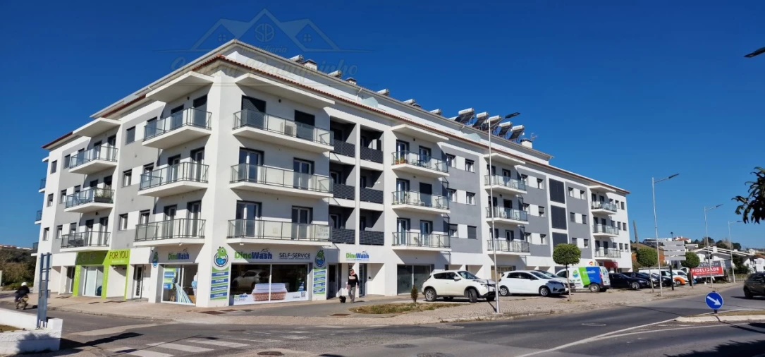 Apartamento T4 para Venda em Lourinhã e Atalaia Foto 2