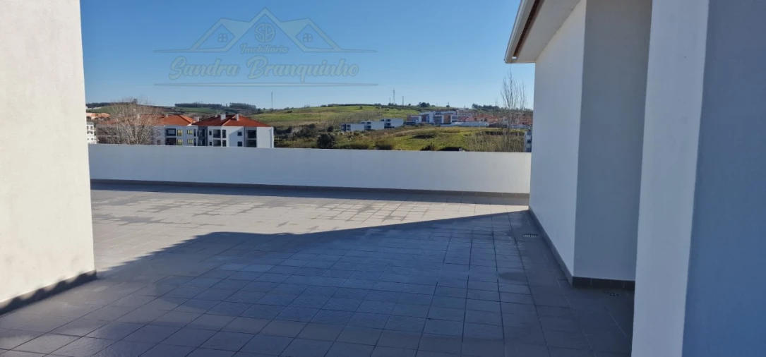 Apartamento T4 para Venda em Lourinhã e Atalaia Foto 12