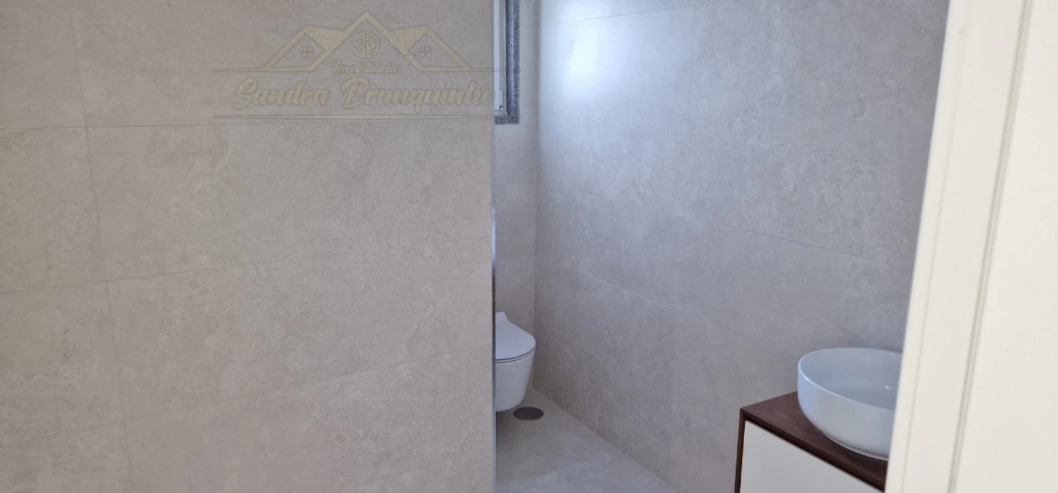 Apartamento T4 para Venda em Lourinhã e Atalaia Foto 2