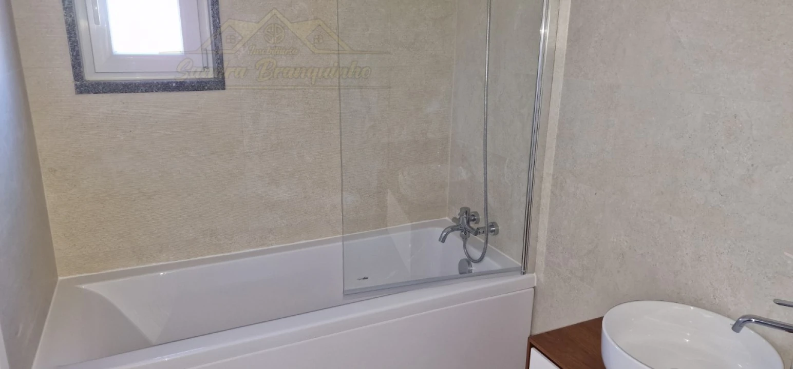 Apartamento T4 para Venda em Lourinhã e Atalaia Foto 27
