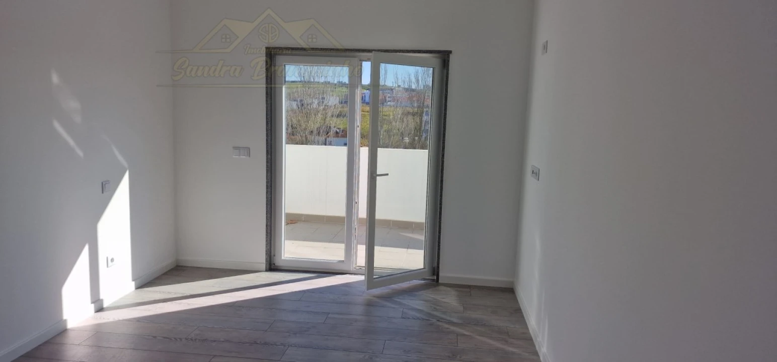 Apartamento T4 para Venda em Lourinhã e Atalaia Foto 30