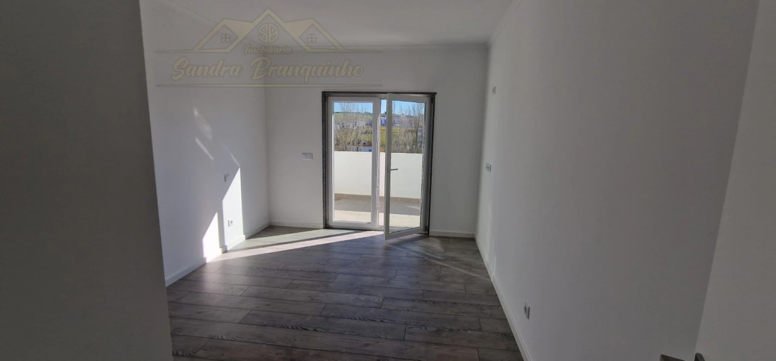 Apartamento T4 para Venda em Lourinhã e Atalaia Foto 31