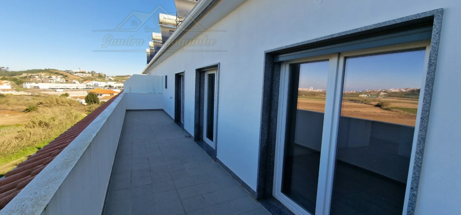 Apartamento T4 para Venda em Lourinhã e Atalaia Foto 36