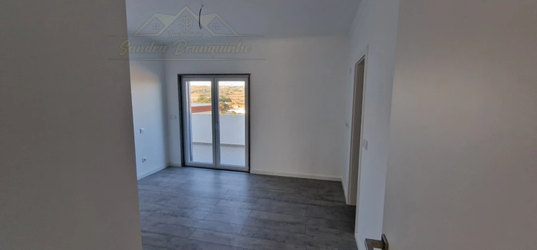 Apartamento T4 para Venda em Lourinhã e Atalaia Foto 24