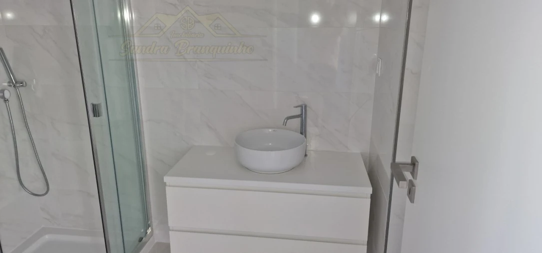 Apartamento T4 para Venda em Lourinhã e Atalaia Foto 28