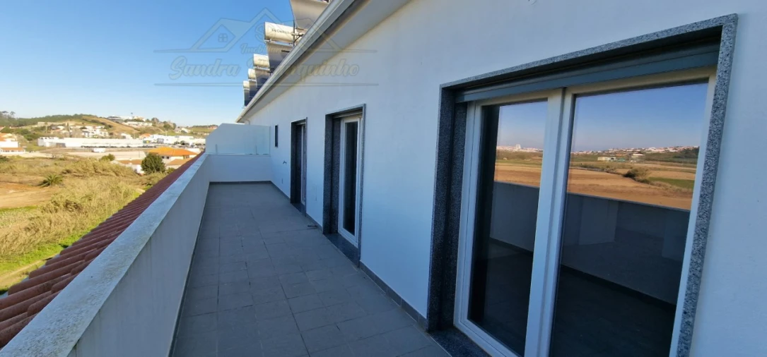 Apartamento T4 para Venda em Lourinhã e Atalaia Foto 36