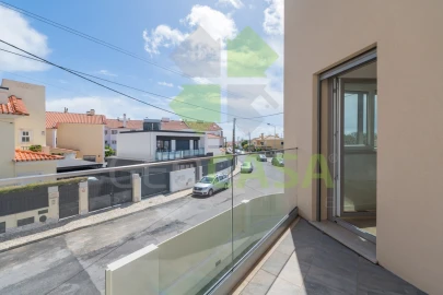 Moradia T3 para Venda em São Domingos de Rana