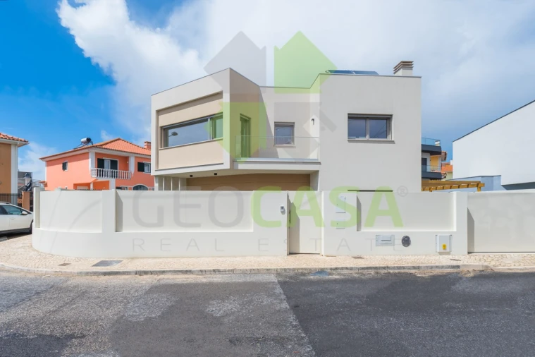 Moradia T3 para Venda em São Domingos de Rana Foto 7