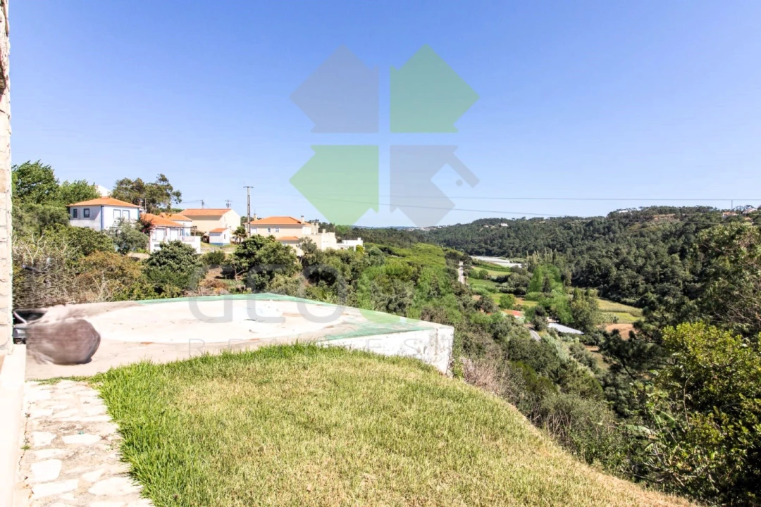 Moradia T4 para Venda em Santo Isidoro Foto 63