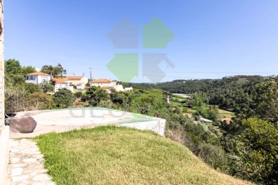 Moradia T4 para Venda em Santo Isidoro