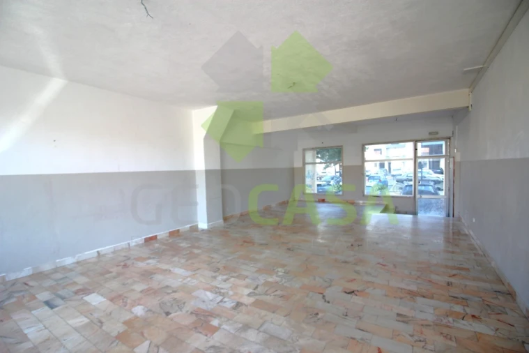 Loja para Venda em Algueirão-Mem Martins Foto 3