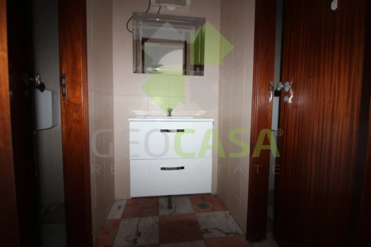 Loja para Venda em Algueirão-Mem Martins Foto 12