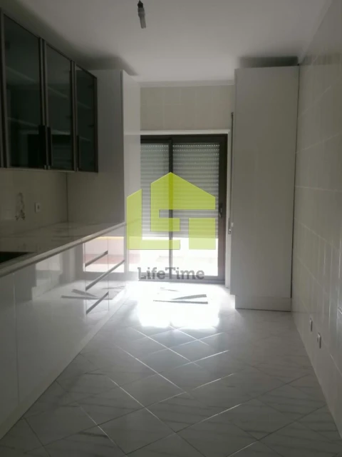Apartamento T3 para Venda em Buarcos