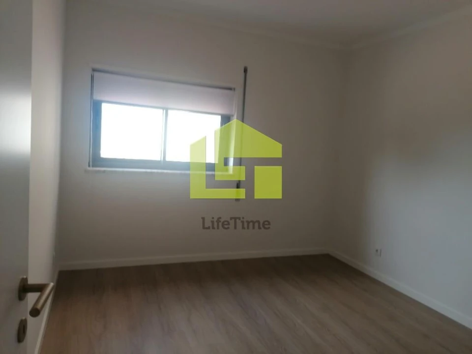 Apartamento T3 para Venda em Buarcos Foto 15