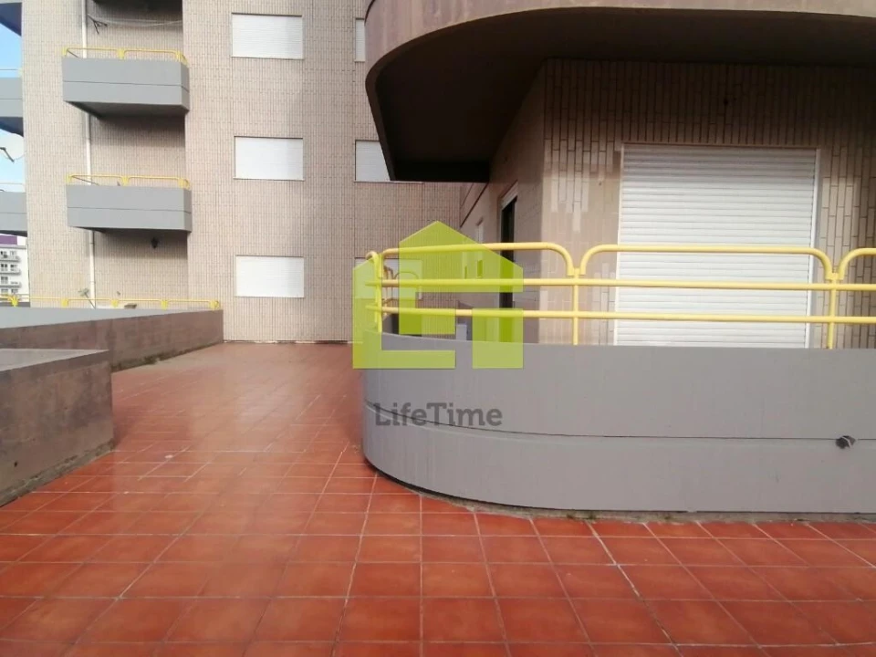 Apartamento T3 para Venda em Buarcos Foto 53