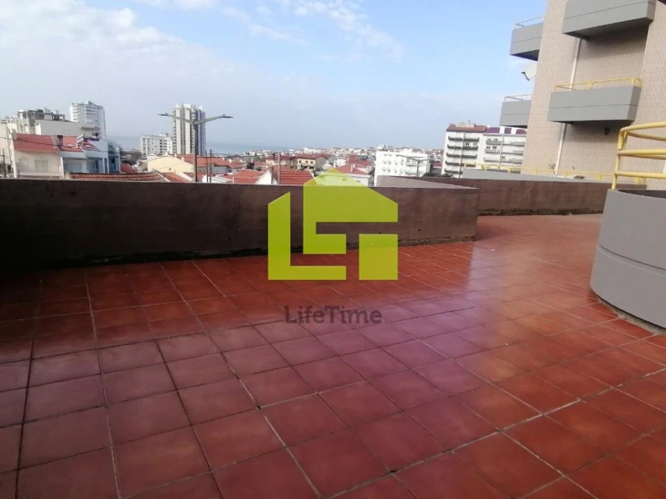 Apartamento T3 para Venda em Buarcos Foto 44