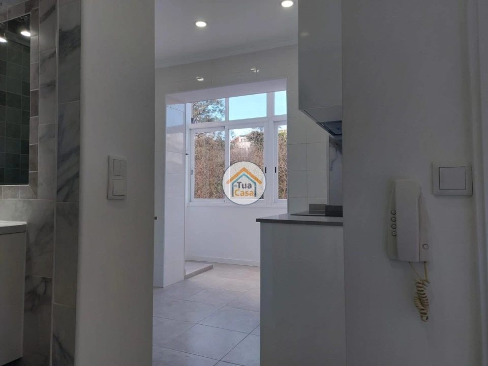 Apartamento T1 para Venda em Arroios Foto 4