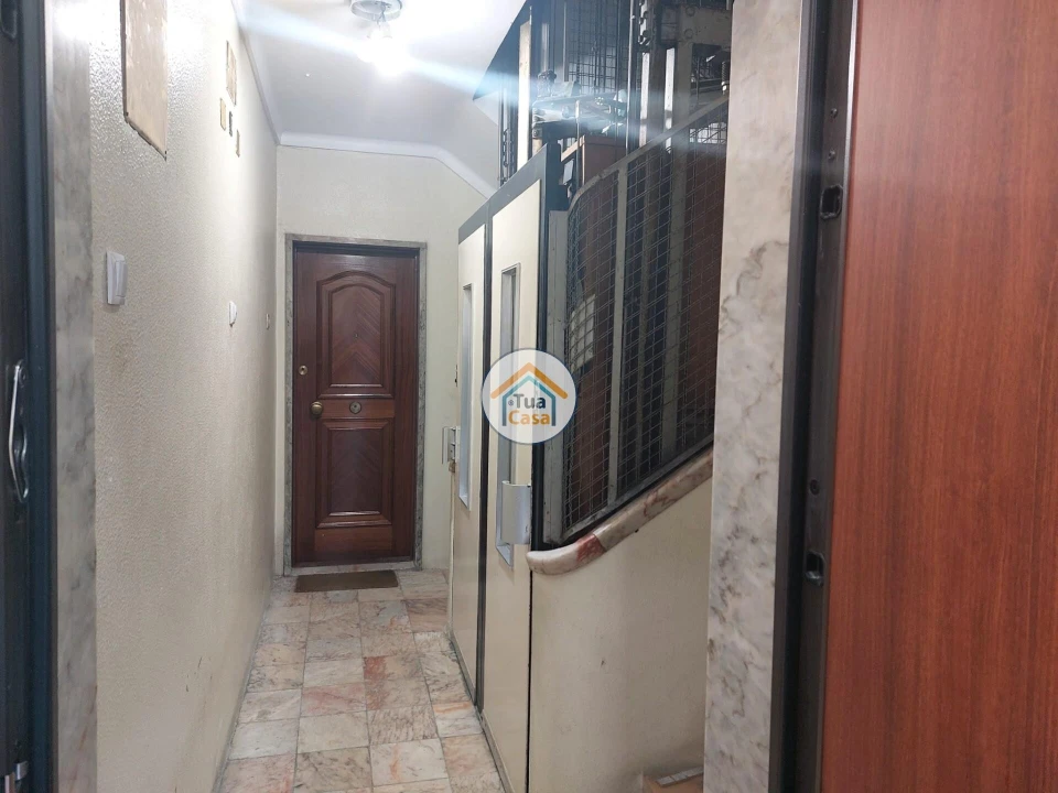 Apartamento T1 para Venda em Arroios Foto 16