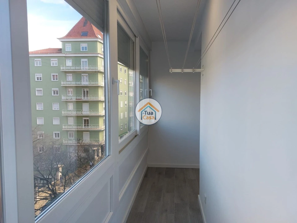 Apartamento T1 para Venda em Arroios Foto 12