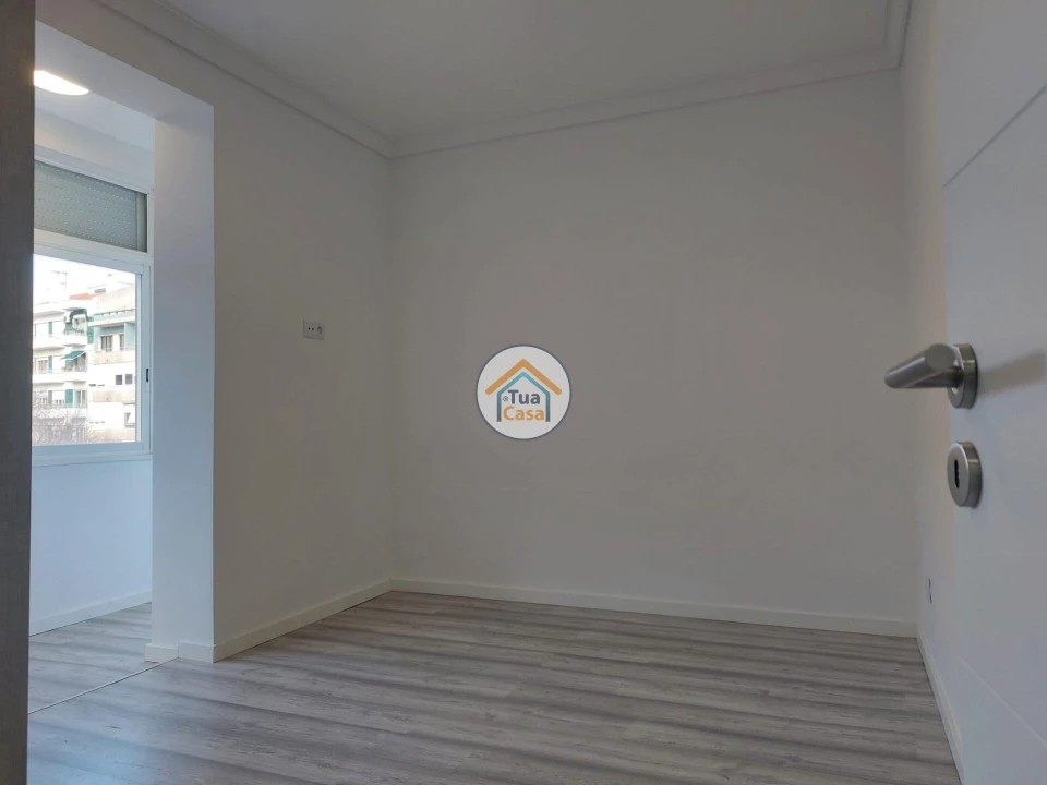 Apartamento T1 para Venda em Arroios Foto 15