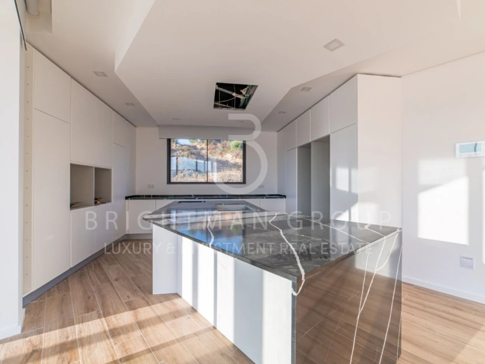 Moradia T4 para Venda em São Miguel do Mato Foto 10