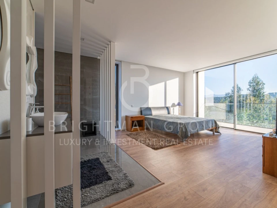 Moradia T4 para Venda em São Miguel do Mato Foto 18