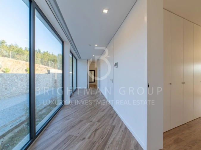 Moradia T4 para Venda em São Miguel do Mato Foto 13