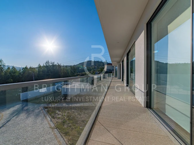 Moradia T4 para Venda em São Miguel do Mato Foto 22