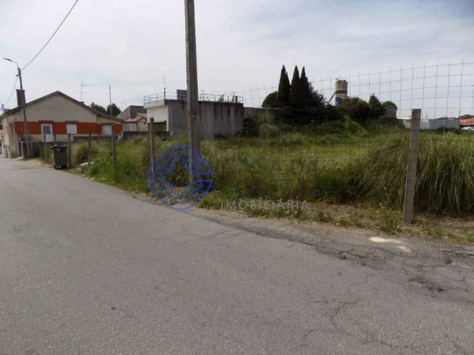 Terreno para Venda em Grijó e Sermonde Foto 4