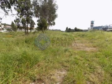 Terreno para Venda em Grijó e Sermonde