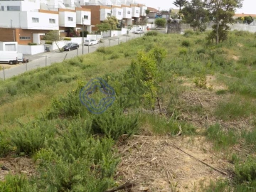 Terreno para Venda em Grijó e Sermonde